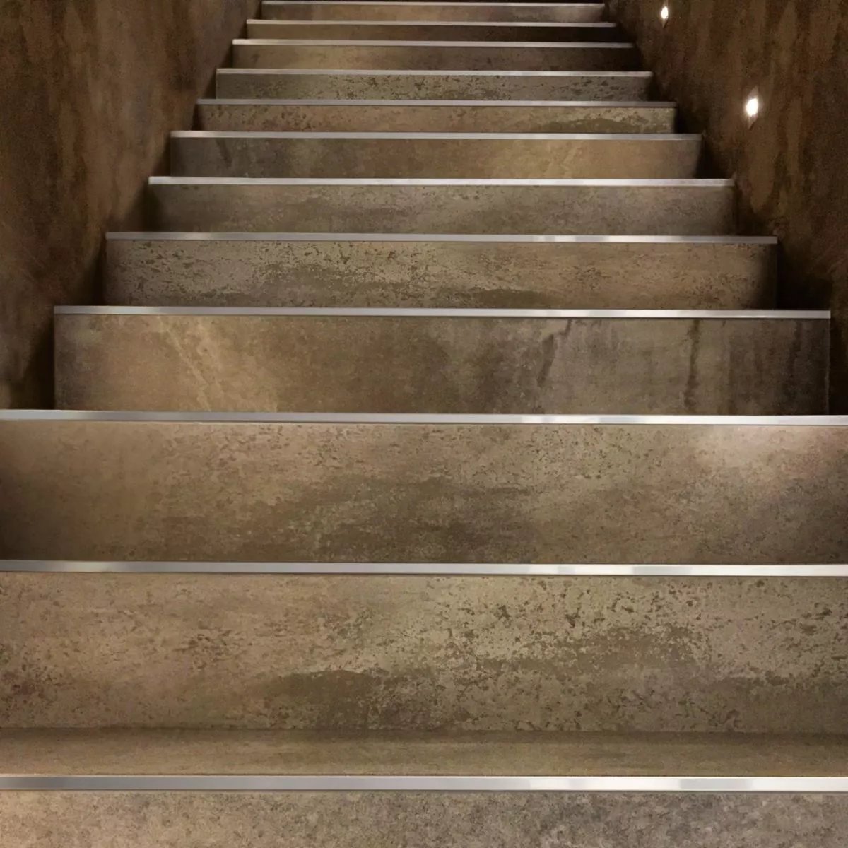 Esquineros para escaleras