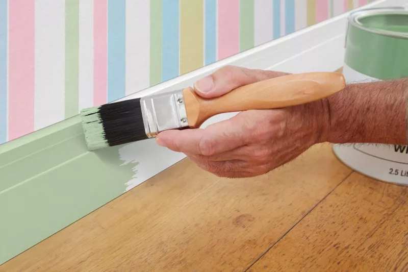 Instalación Zócalos de EPS y Zócalos Pintables